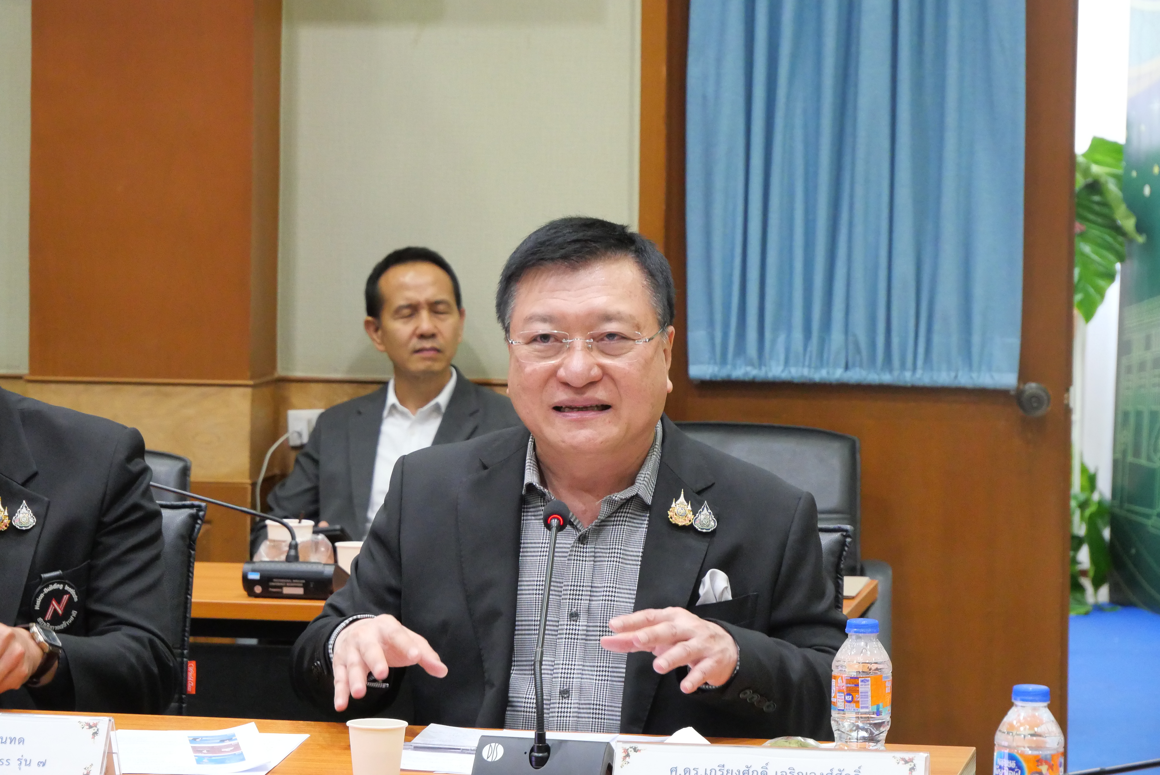 title - ส.ป.ก. ต้อนรับคณะสถาบันการสร้างชาติ (สกสช.) Nation-Buliding Institute (NBI) ในการเข้าเยี่ยมหน่วยงานองค์กร 